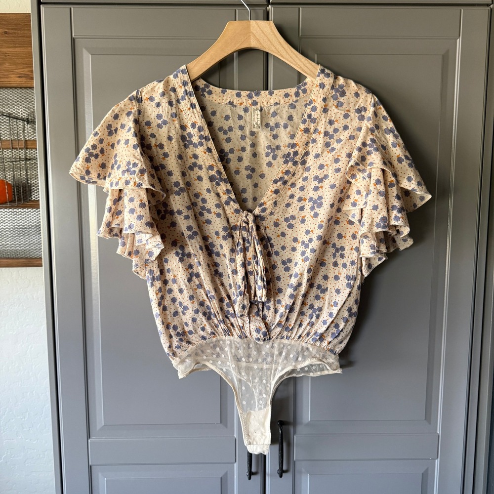 Free People Call Me‎ Later Floral Ruffle Sleeve Bodysuit, Cream Purple,XS